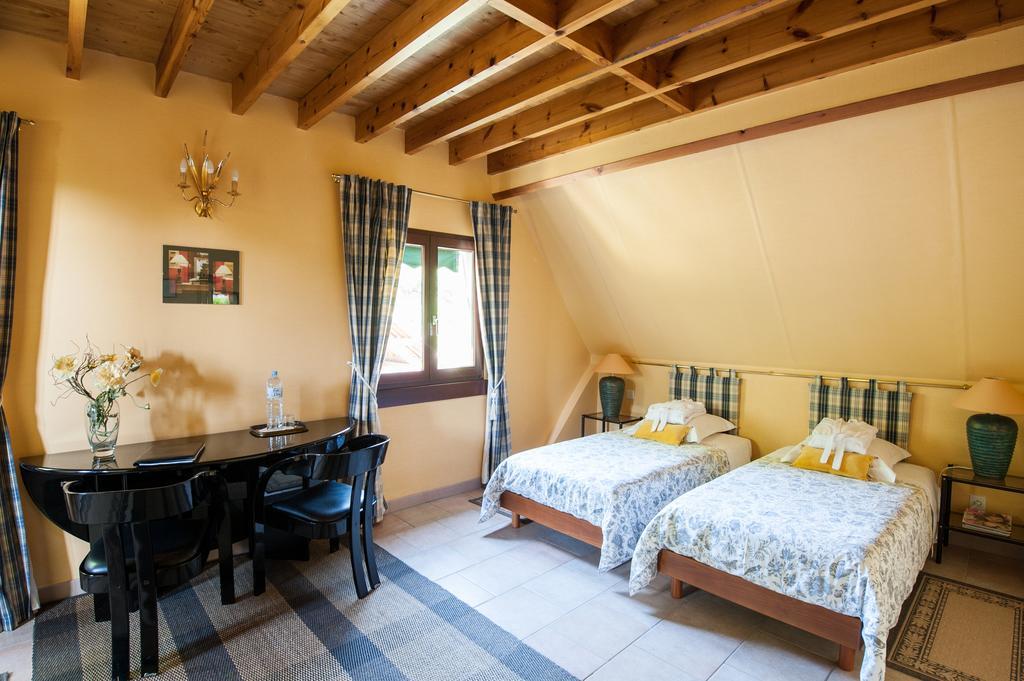 Villa Touloumo Mayrac Oda fotoğraf