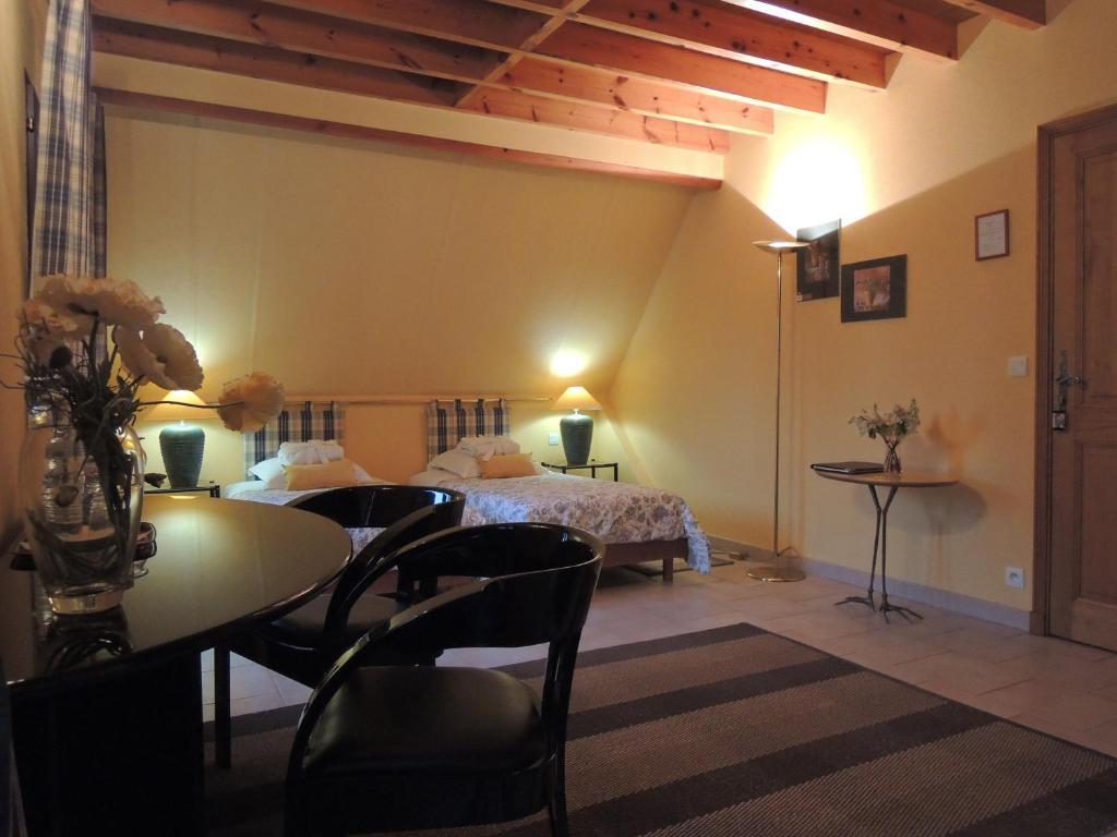 Villa Touloumo Mayrac Oda fotoğraf